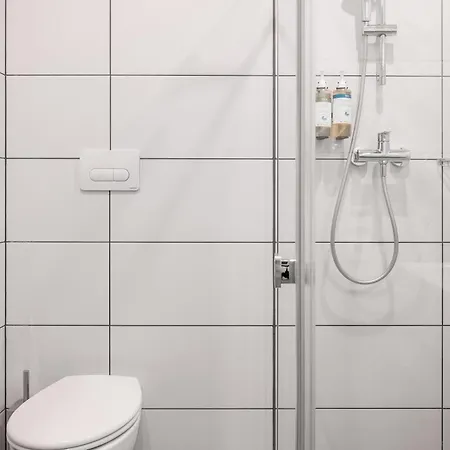 Numa Viktoria Aparthotel 4*
