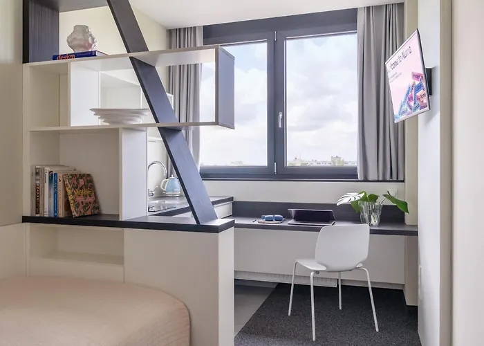 Numa Viktoria מלון דירות 4*