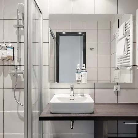 Numa Viktoria 4*